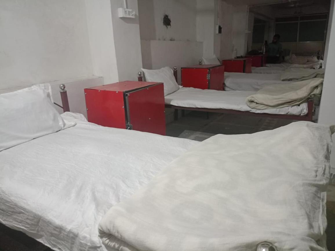 בהופאל Blue Stone Dormitory מראה חיצוני תמונה